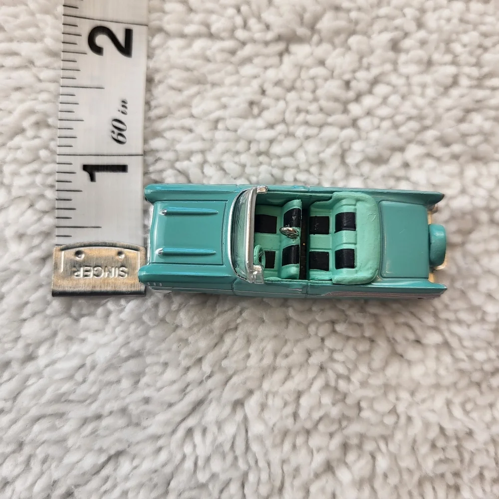 Hallmark Keepsake 1957 Chevrolet Bel Air Lil' Classic Cars Ornament Teal (2019)